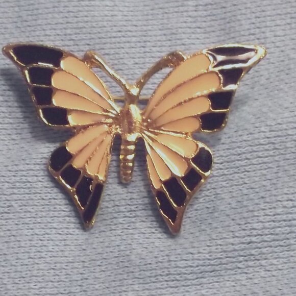 - Vintage Butterfly Brooch - Black and Cream Enamel Butterfly Shoulder Lapel Pin - Picture 1 of 2